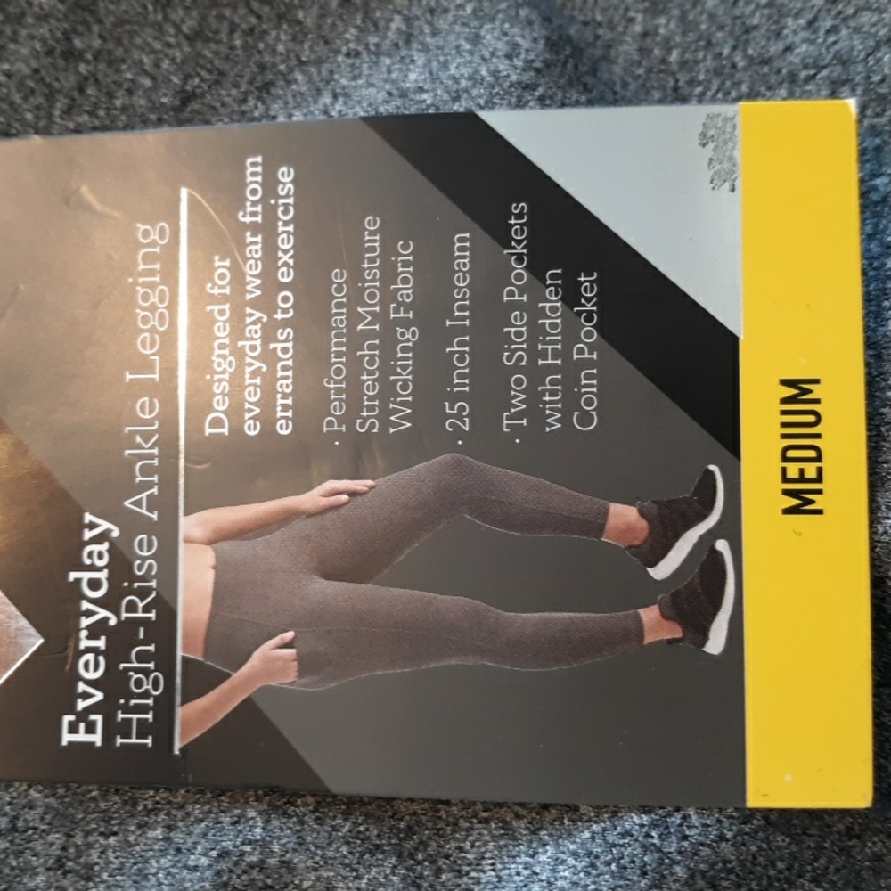 Everyday High-rise Ankle Legging Size M NWT - Picture 5 of 6